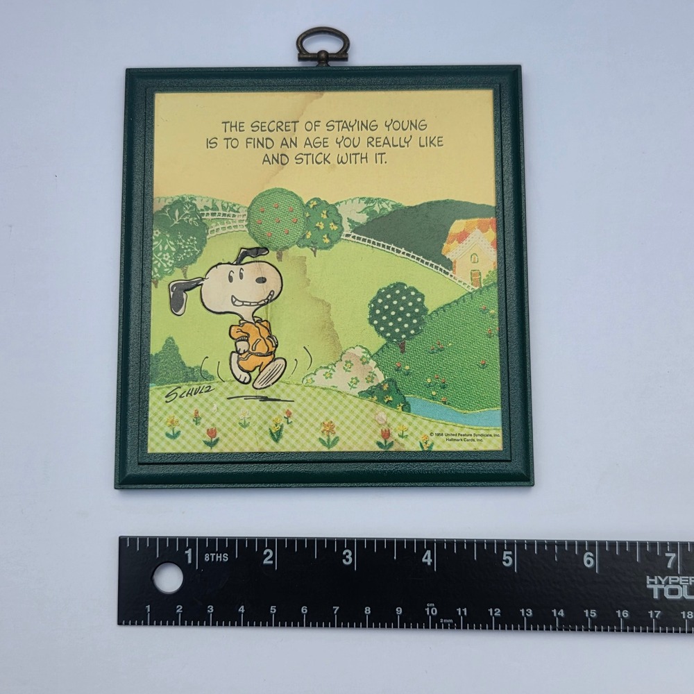 Hallmark Peanuts Plaque Green Snoopy Jogging Vintage 1958 - Picture 10 of 10